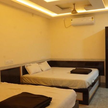 Sri Vasavi Residency Hotel Rameswaram Bagian luar foto